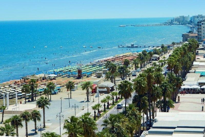 Apartment,Near The Beach Pinikoudes Larnaca Exterior photo