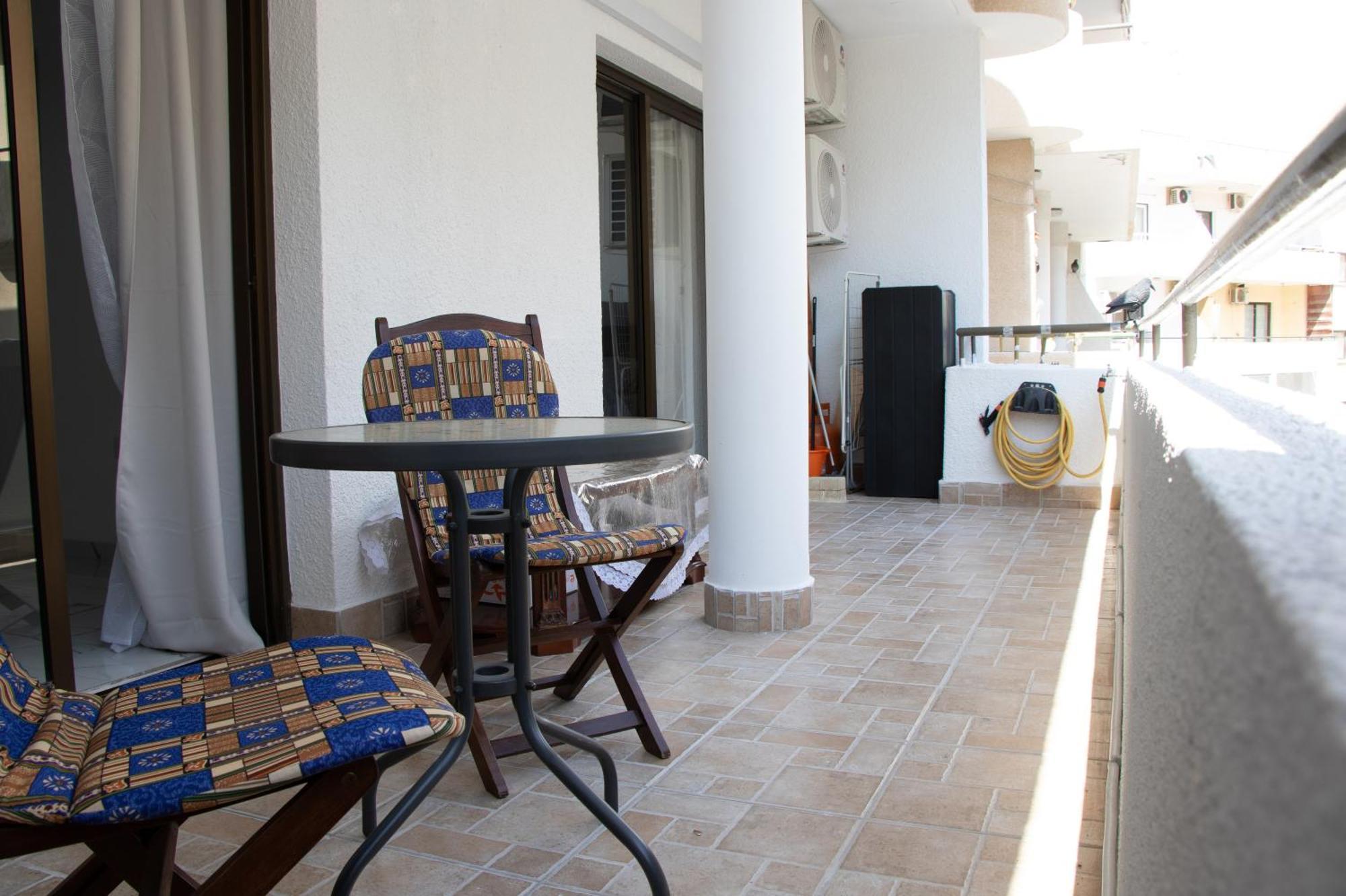 Apartment,Near The Beach Pinikoudes Larnaca Exterior photo